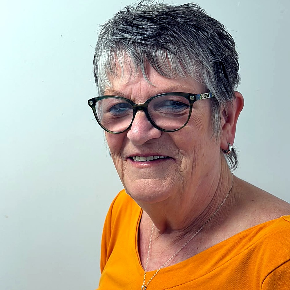 Councillor Linda Burns portrait